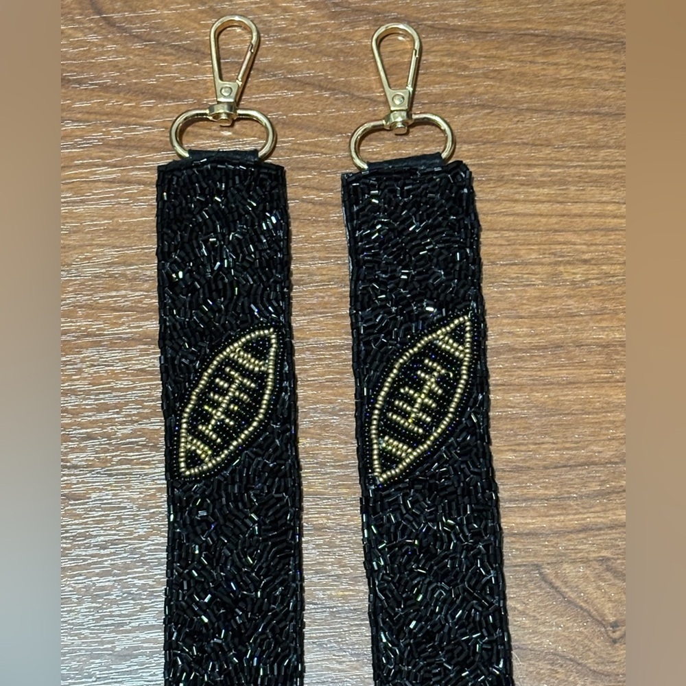NEW Black and Gold Football Beaded Purse Strap Game Days - Picture 4 of 10